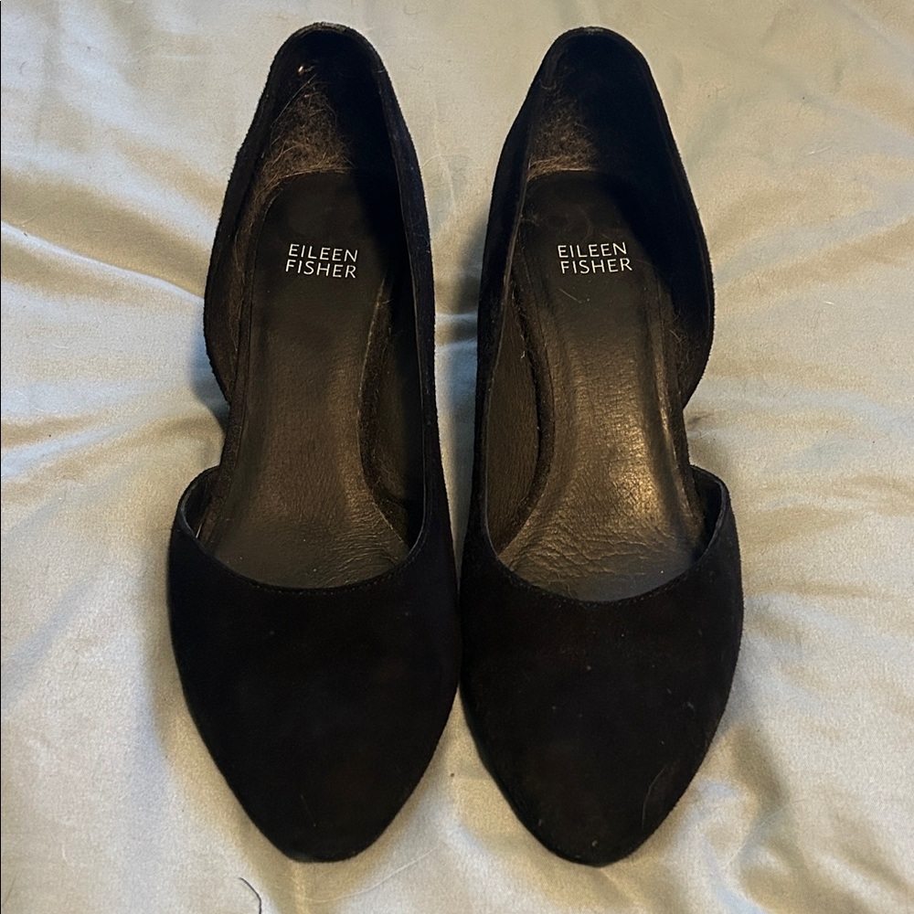 Eileen Fisher Women's Elegant Black low wedge heel